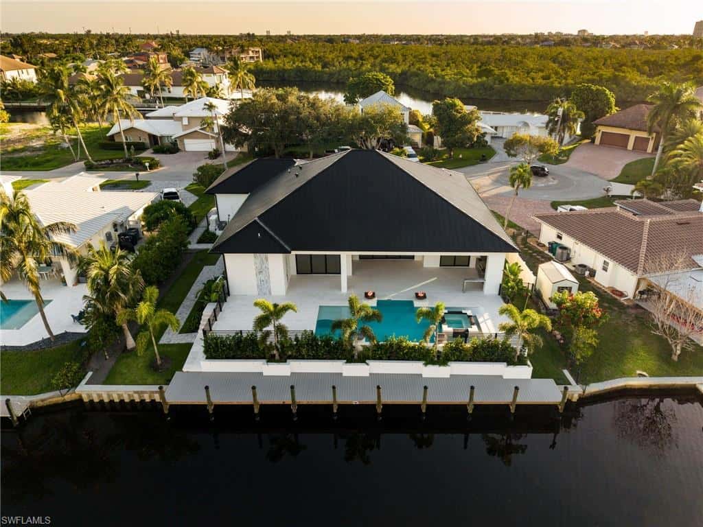 111 Montrose Dr, Fort Myers, photo 10