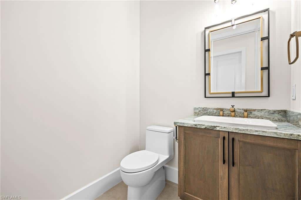 111 Montrose Dr, Fort Myers, photo 33