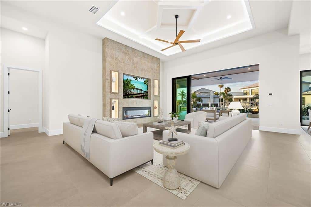 111 Montrose Dr, Fort Myers, photo 14