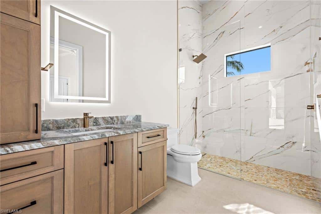 111 Montrose Dr, Fort Myers, photo 31