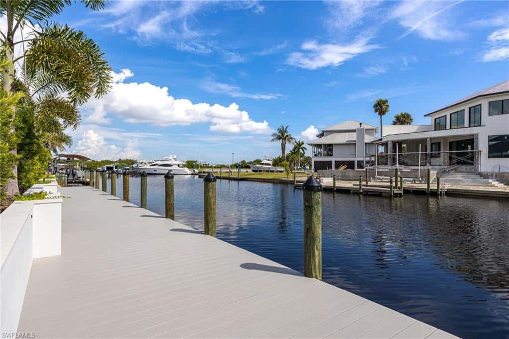111 Montrose Dr, Fort Myers, photo 39