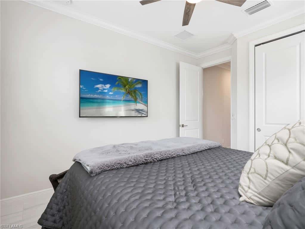 9257 Cayman Dr, Naples, photo 36
