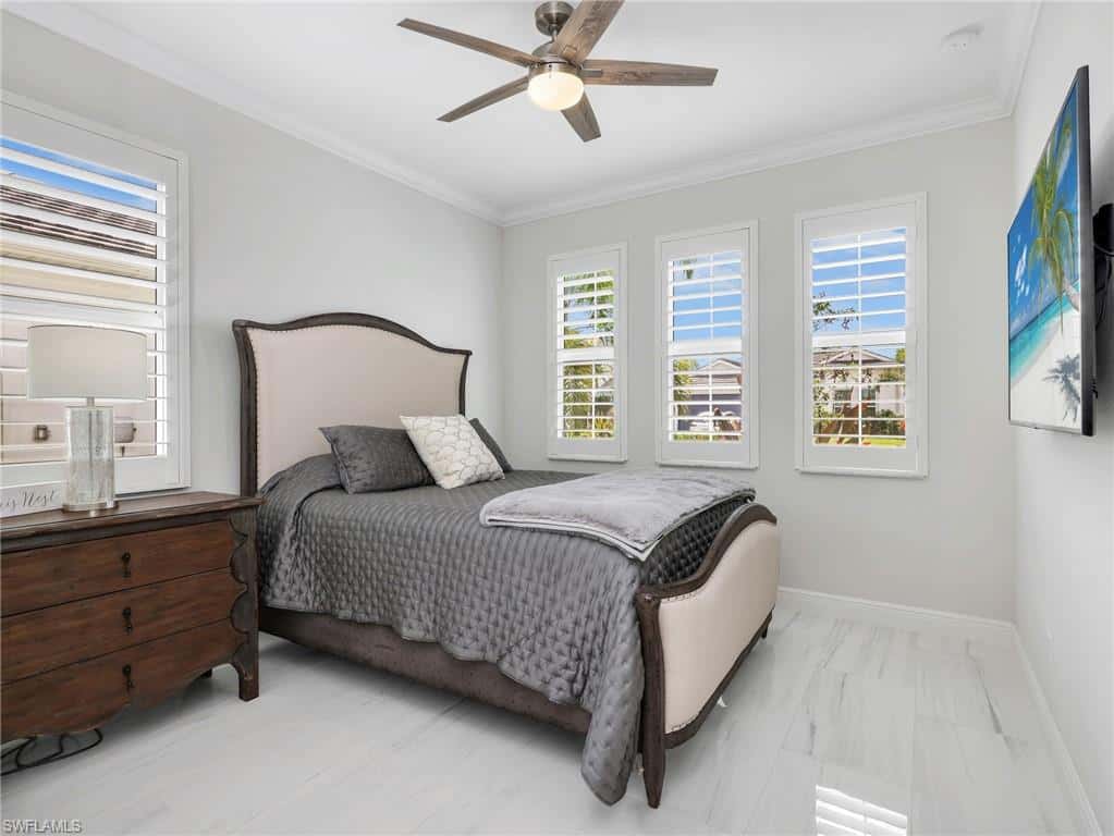 9257 Cayman Dr, Naples, photo 35