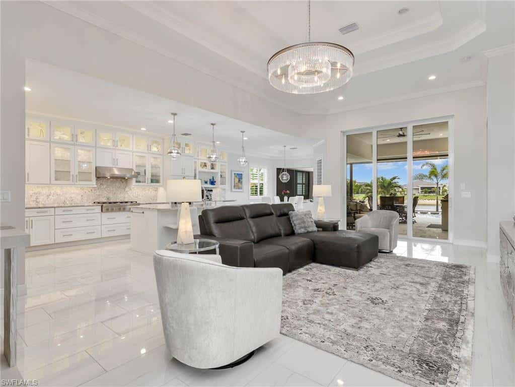 9257 Cayman Dr, Naples, photo 4