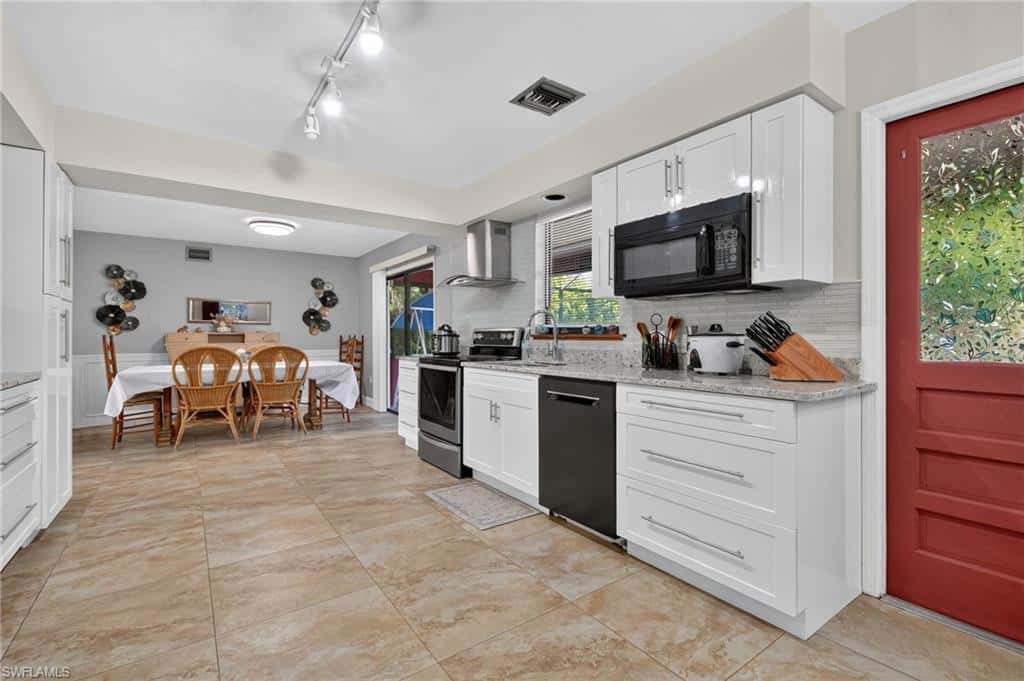 2281 53rd St, Naples, photo 6