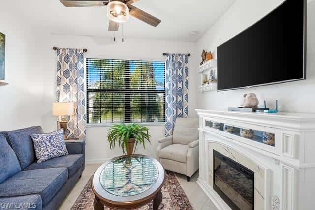 3304 Menores Way, Fort Myers, photo 16