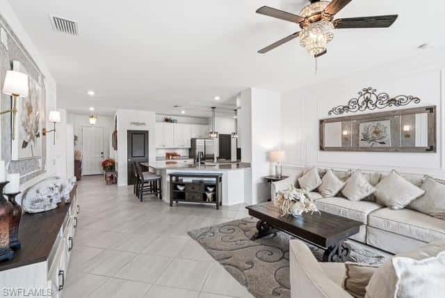 3304 Menores Way, Fort Myers, photo 12