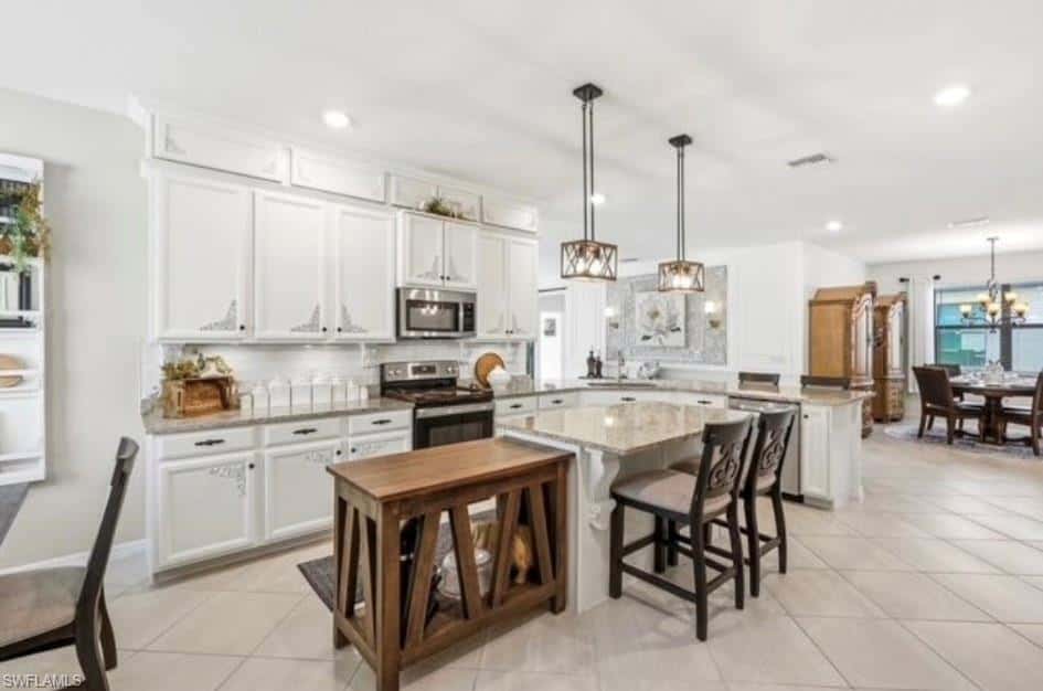 3304 Menores Way, Fort Myers, photo 7