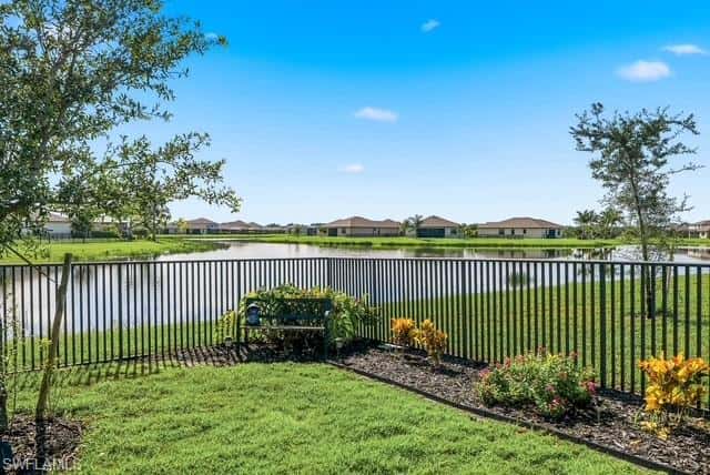 3304 Menores Way, Fort Myers, photo 38