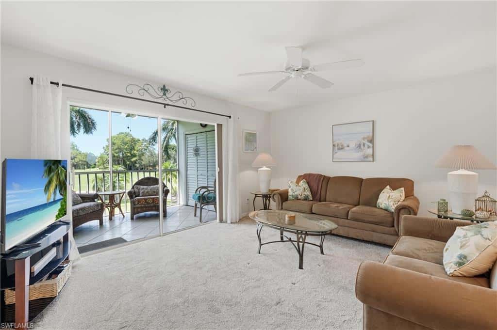 7300 Glenmoor Ln #205, Naples, photo 9