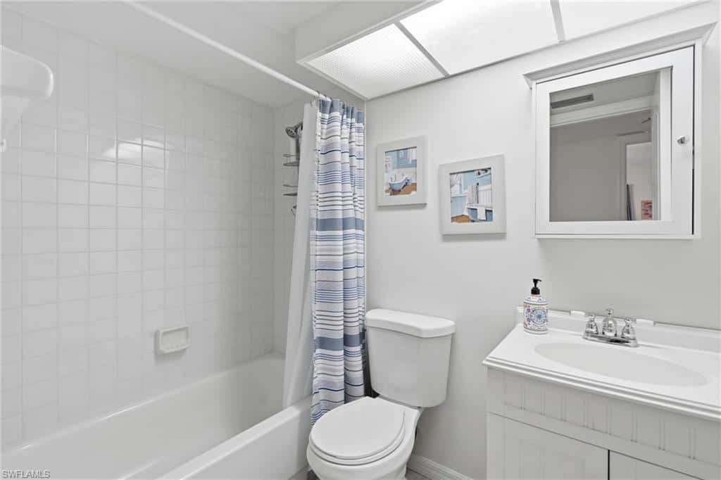 7300 Glenmoor Ln #205, Naples, photo 15