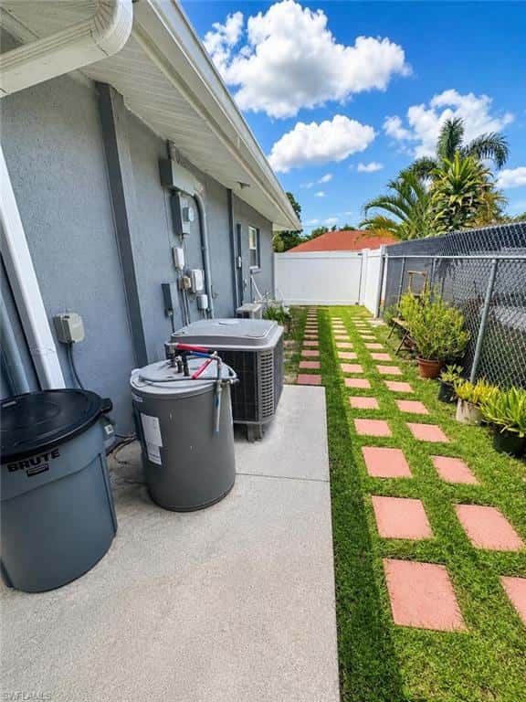 2124 41st Ter, Naples, photo 15