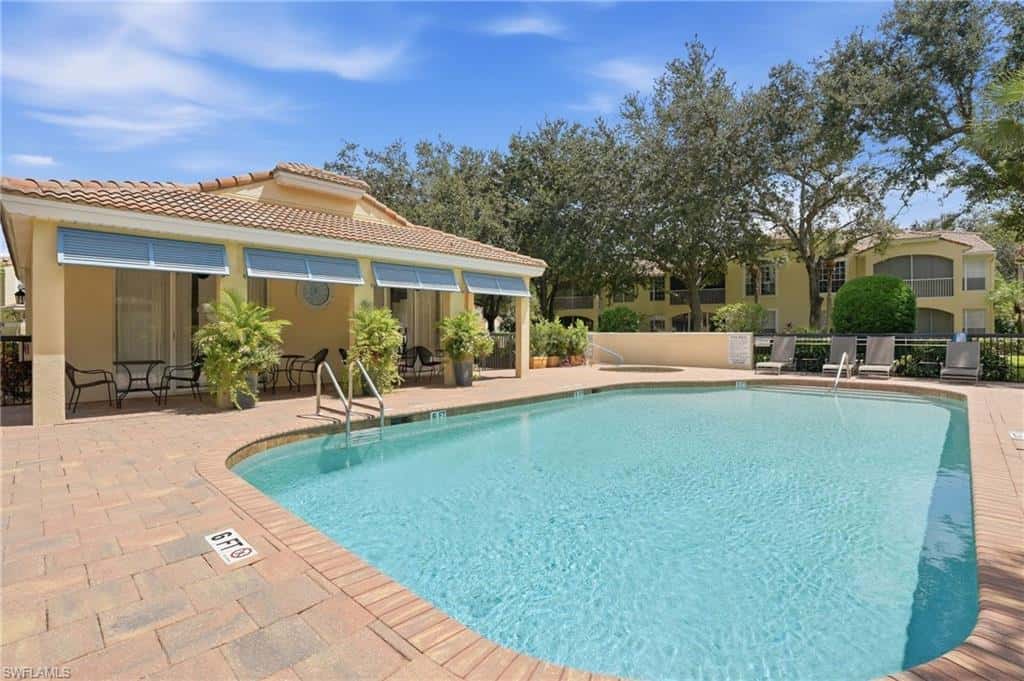 73 Silver Oaks Cir #10201, Naples, photo 22