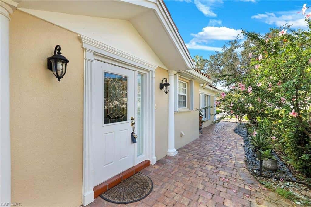 5808 Drummond Way, Naples, photo 30