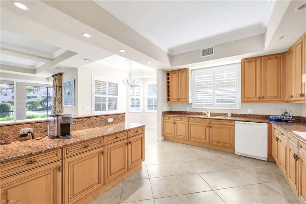 545 Avellino Isles Cir #29102, Naples, photo 7