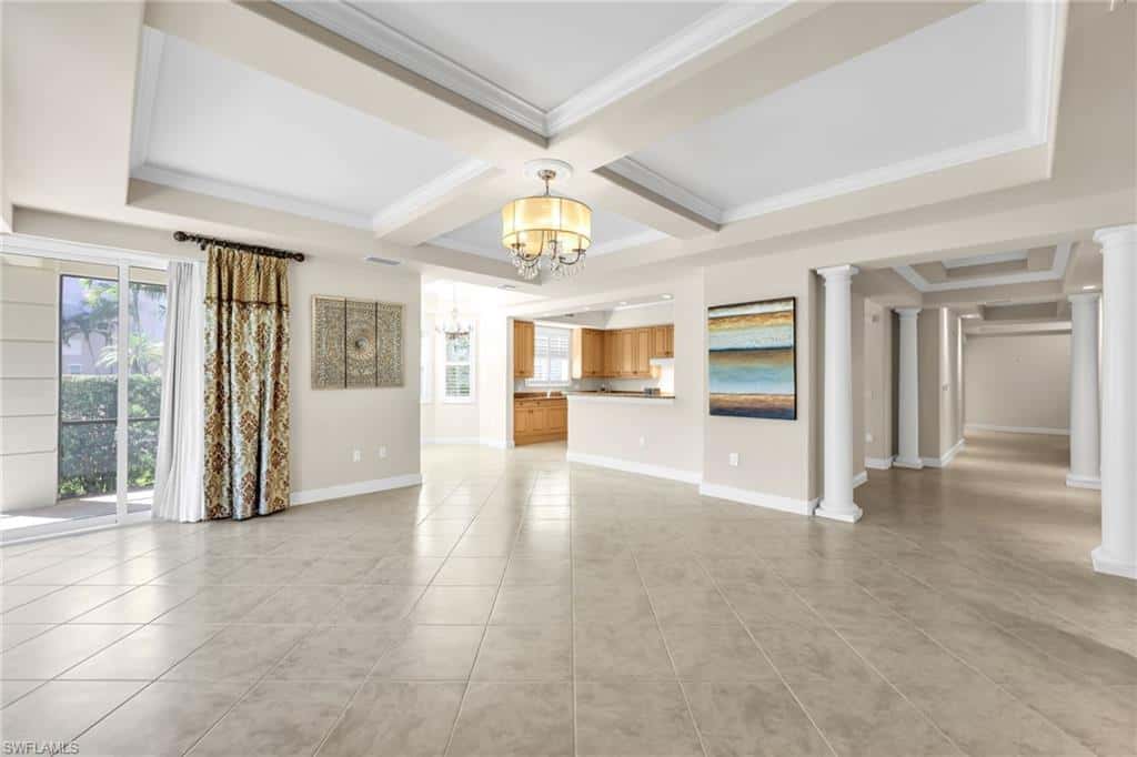 545 Avellino Isles Cir #29102, Naples, photo 5