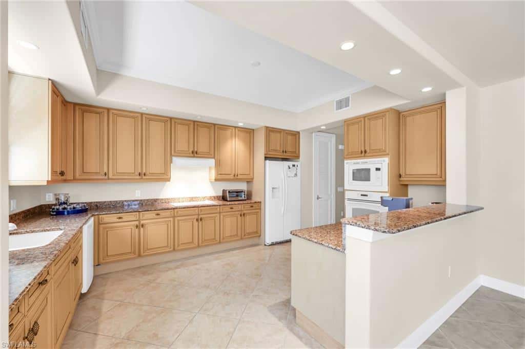 545 Avellino Isles Cir #29102, Naples, photo 8
