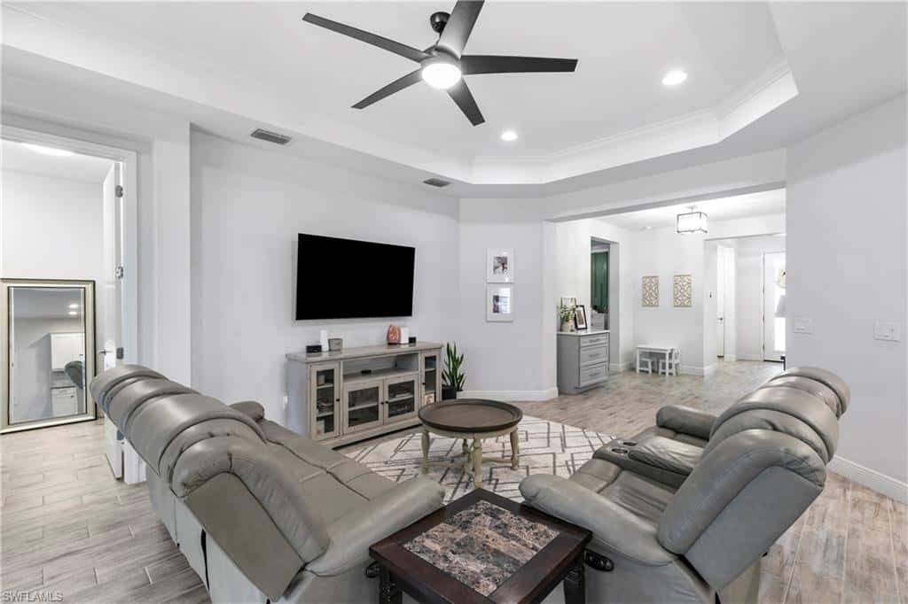 19763 Coconut Harbor Cir, Fort Myers, photo 13