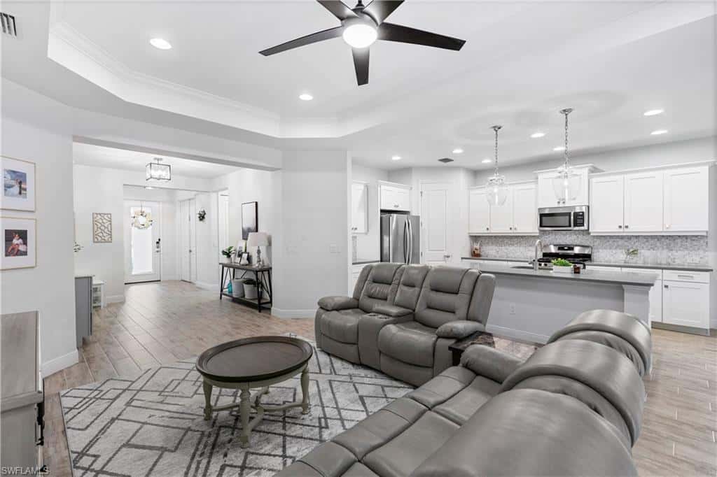 19763 Coconut Harbor Cir, Fort Myers, photo 8