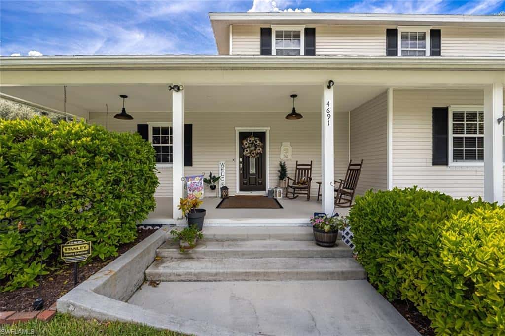 4691 Long Lake Dr, Fort Myers, photo 6