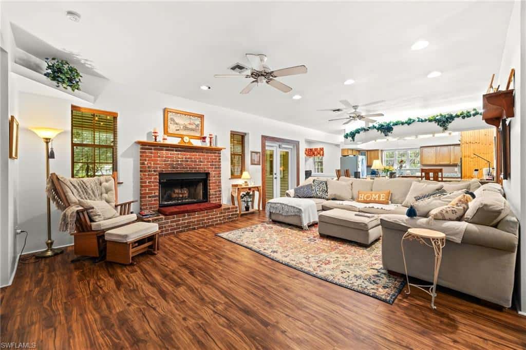 4691 Long Lake Dr, Fort Myers, photo 9