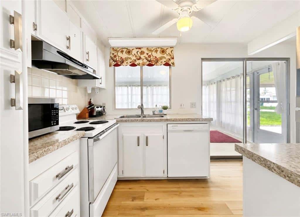 817 Cape Haze Ln, Naples, photo 5