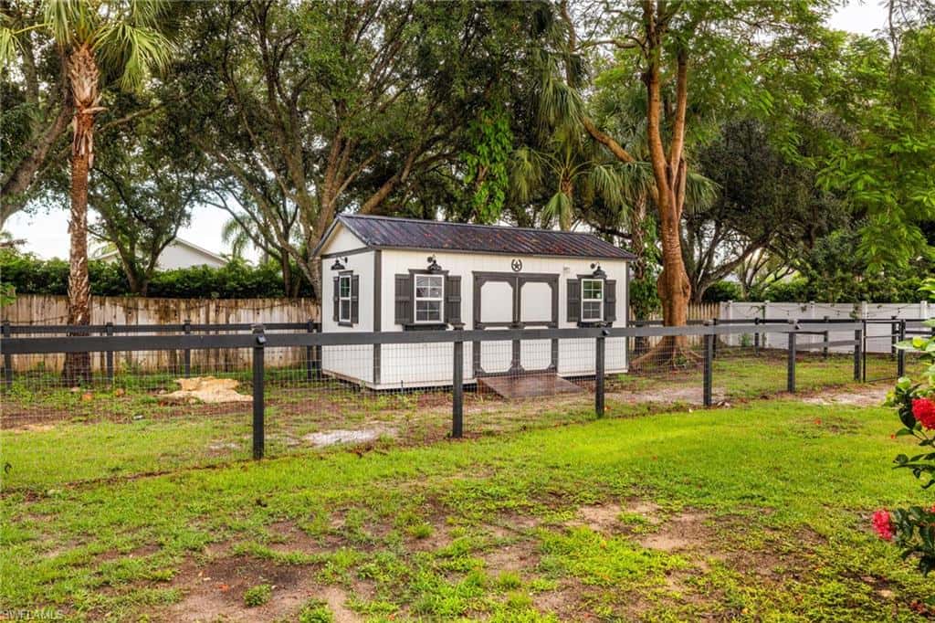 20661 Tanglewood Ln, Estero, photo 42