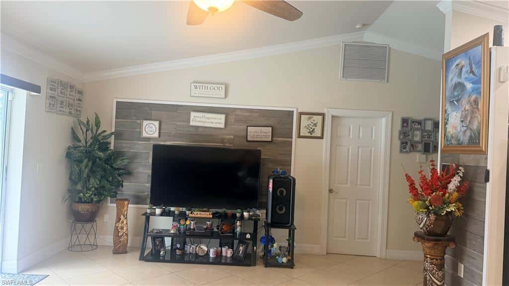 2230 Crystal Dr, Fort Myers, photo 17