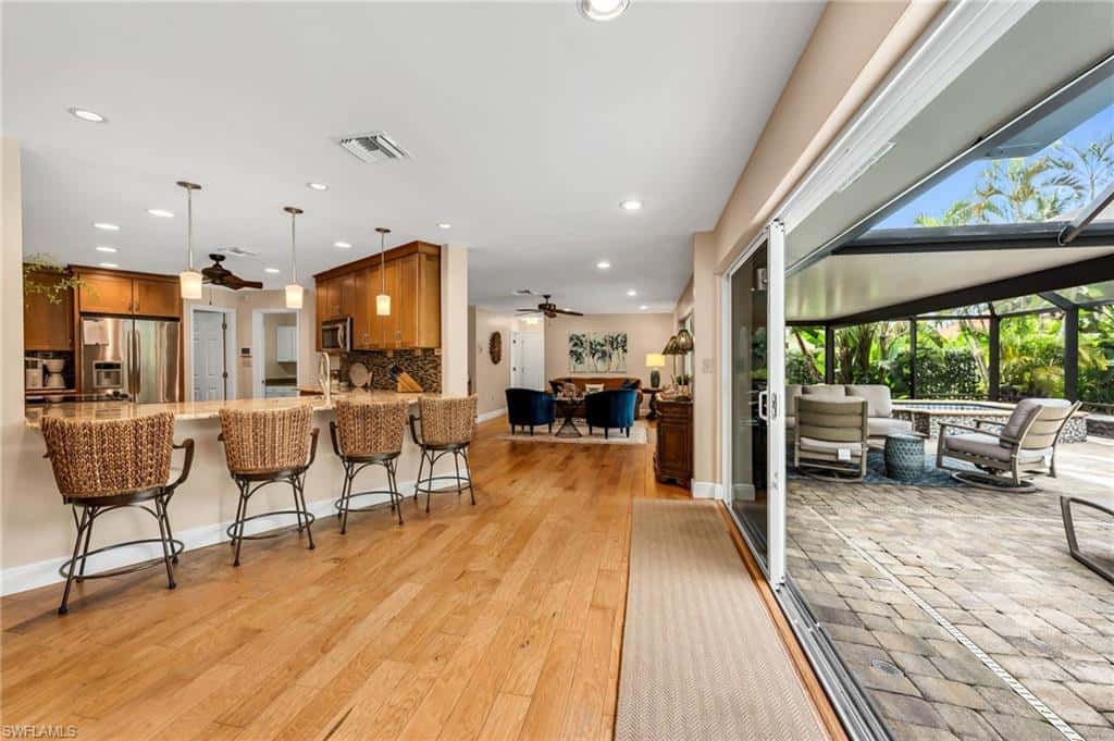 675 Harbour Dr, Naples, photo 9