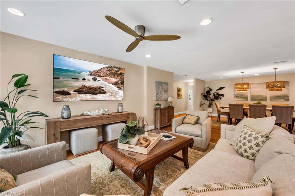 675 Harbour Dr, Naples, photo 15