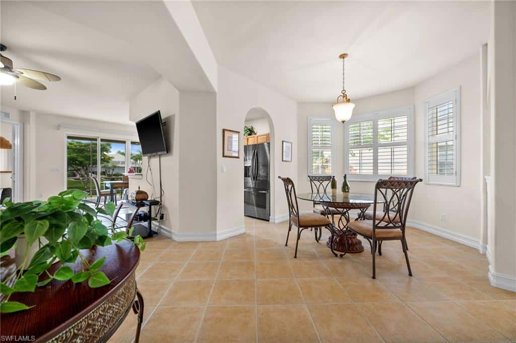 5626 Cape Harbour Dr #102, Cape Coral, photo 5