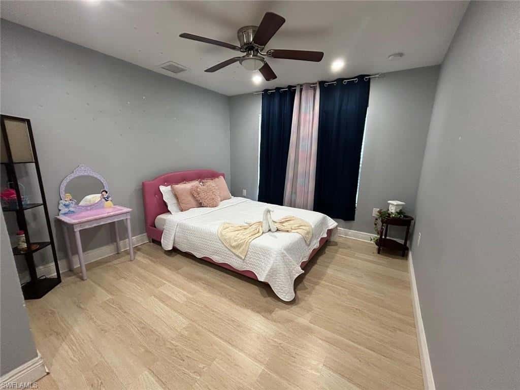 3413 2nd St, Lehigh Acres, photo 6