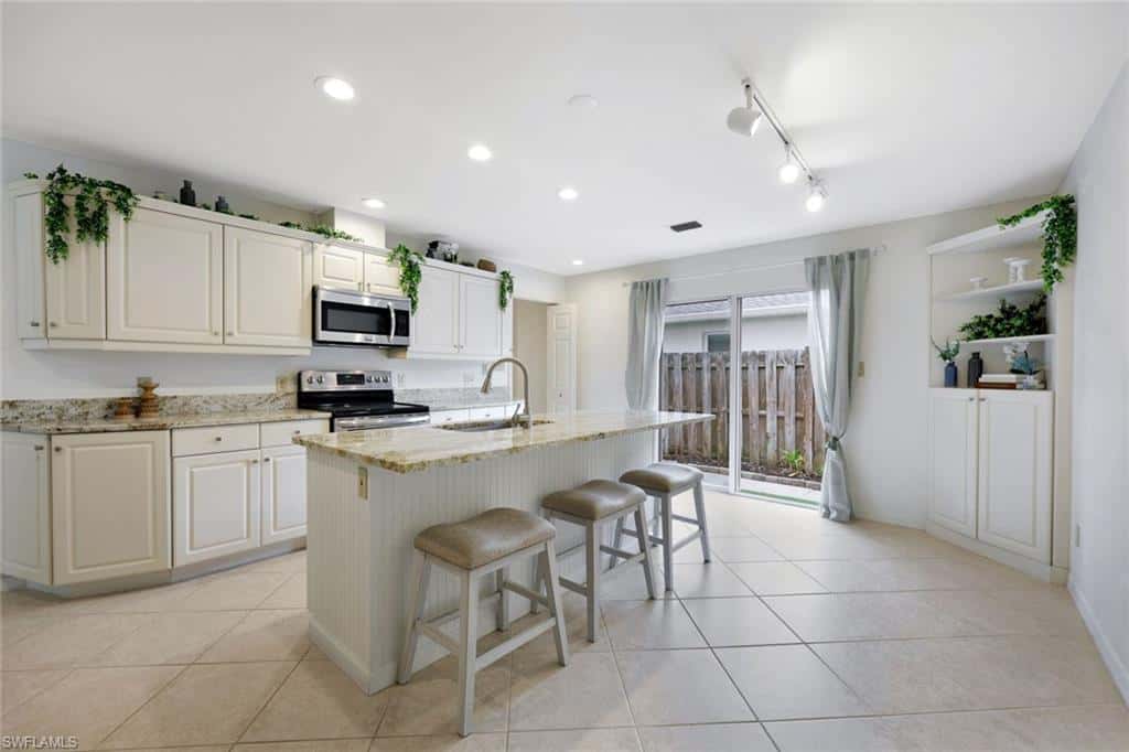 601 97th Ave, Naples, photo 7