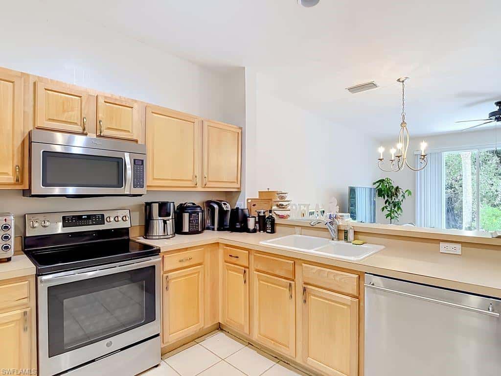 15583 Marcello Cir #145, Naples, photo 9