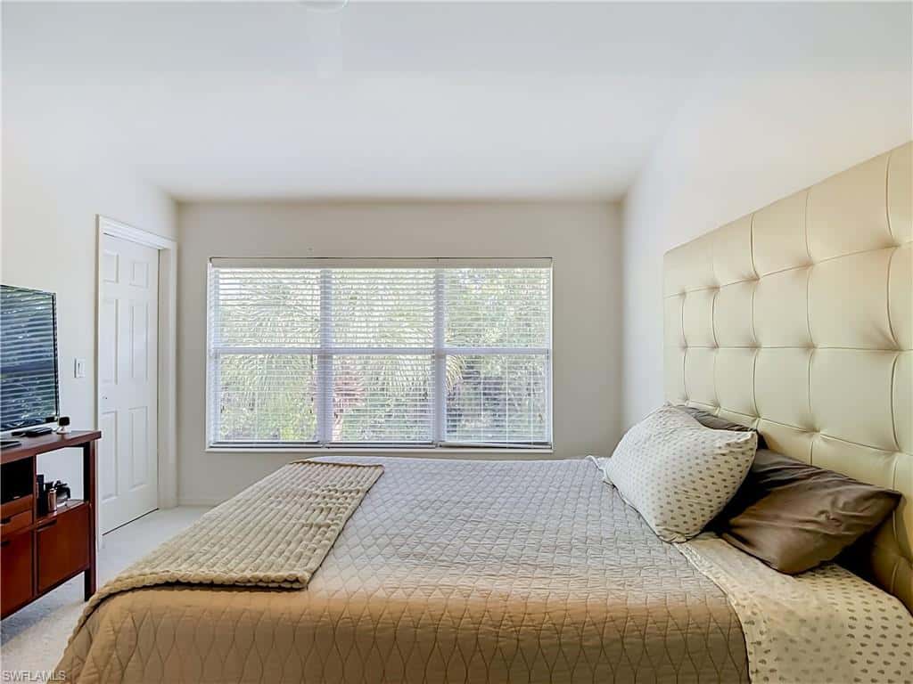 15583 Marcello Cir #145, Naples, photo 4