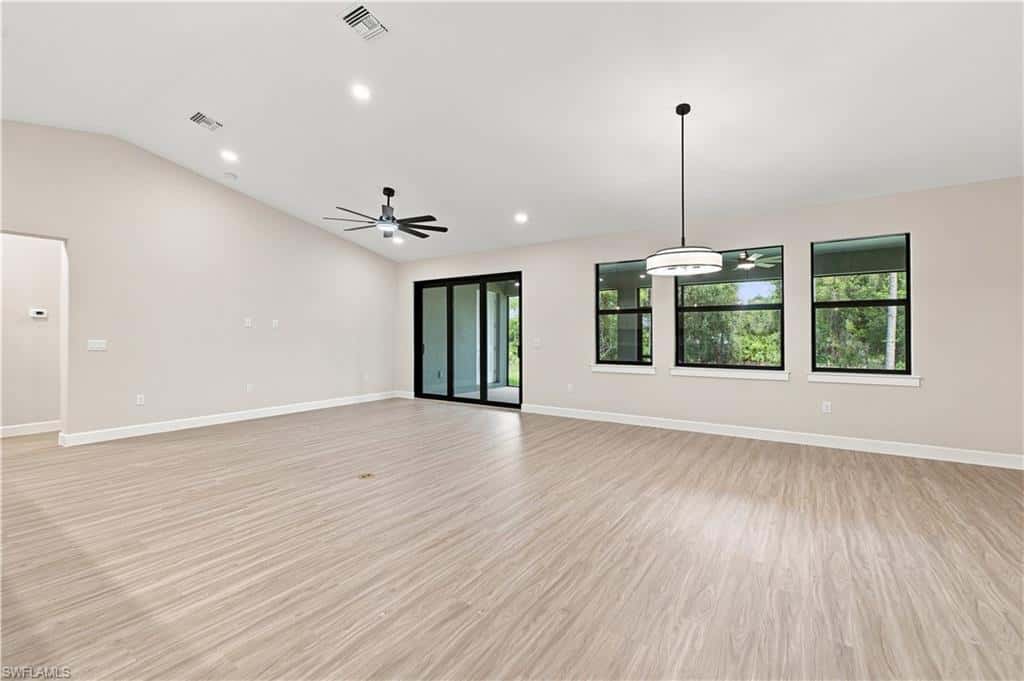 1214 Acacia Ave, Lehigh Acres, photo 23