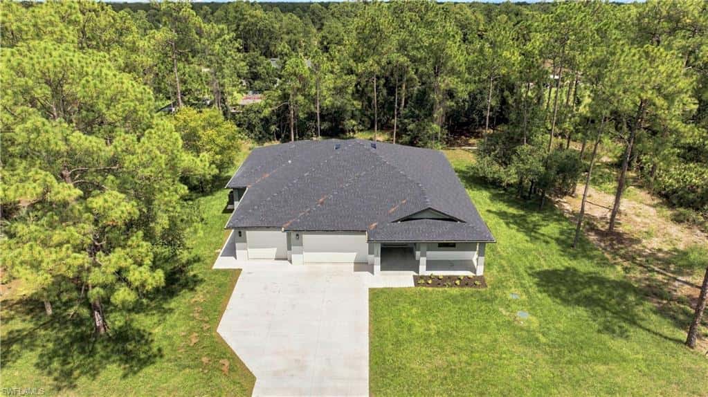 1214 Acacia Ave, Lehigh Acres, photo 47