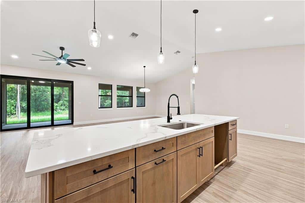 1214 Acacia Ave, Lehigh Acres, photo 19