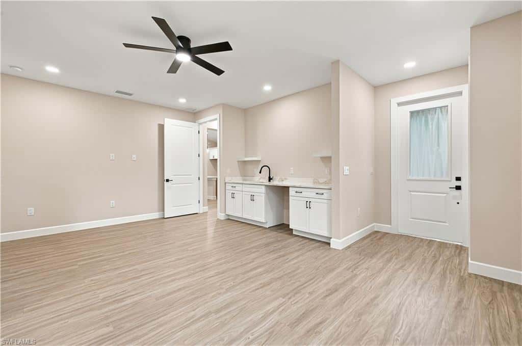 1214 Acacia Ave, Lehigh Acres, photo 35