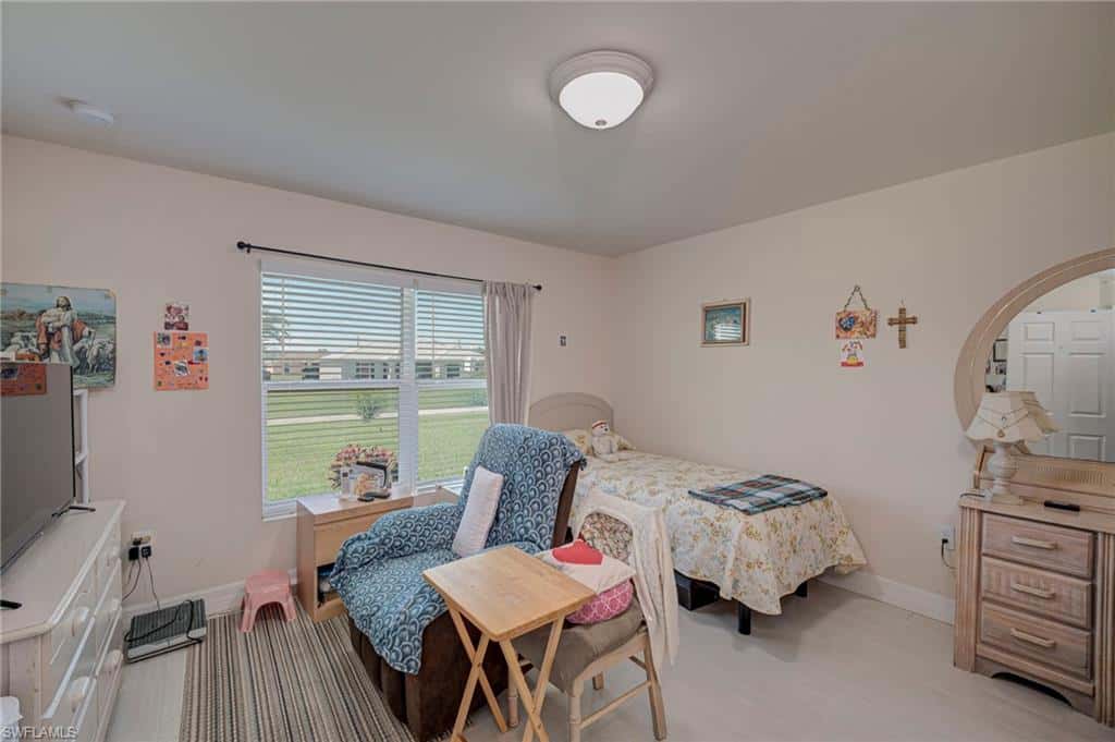 4910 Bygone St, Lehigh Acres, photo 24