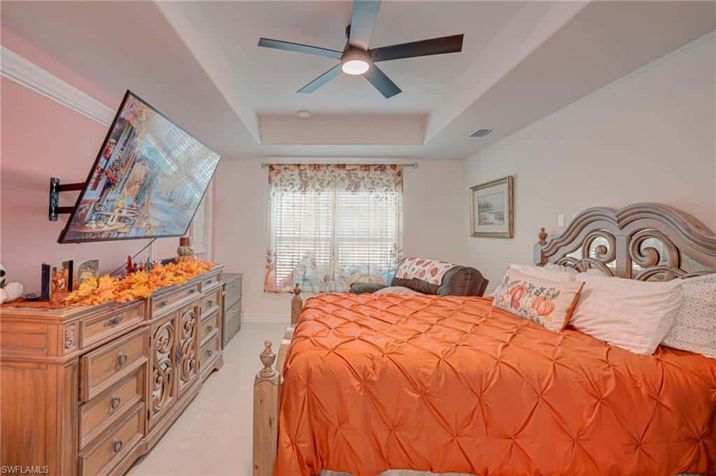 4910 Bygone St, Lehigh Acres, photo 19