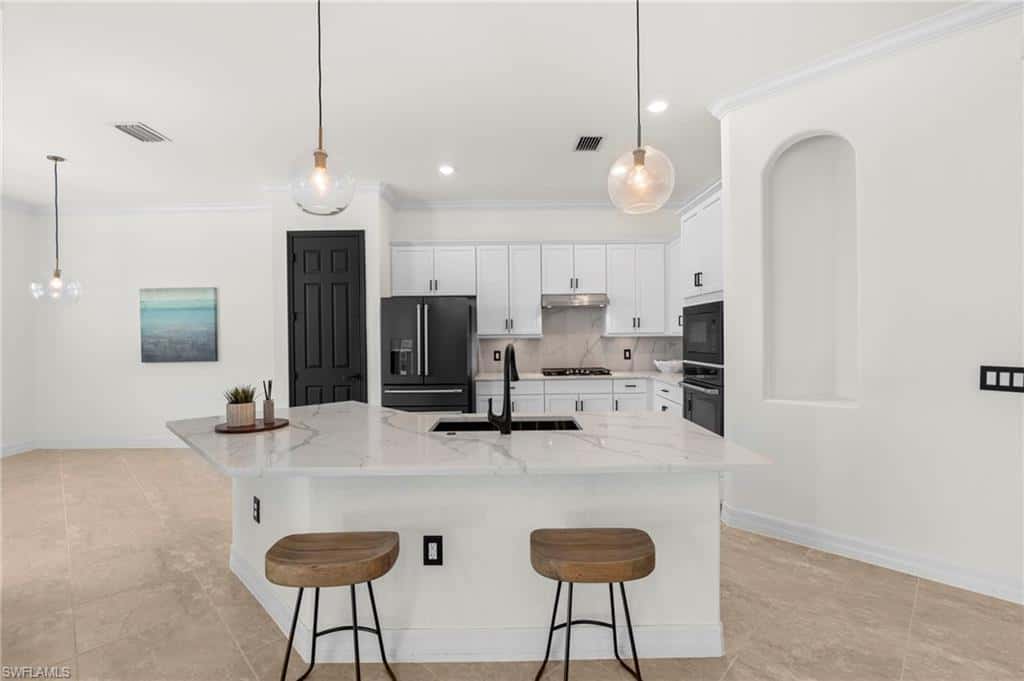 2067 Antigua Ln, Naples, photo 17