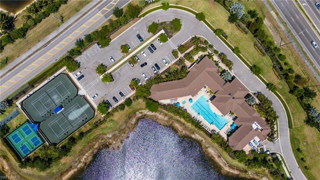 2067 Antigua Ln, Naples, photo 36