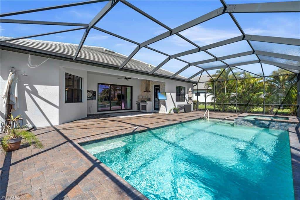 2067 Antigua Ln, Naples, photo 28