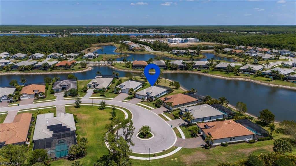 2067 Antigua Ln, Naples, photo 34