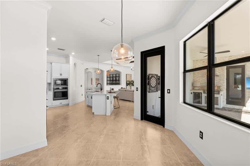 2067 Antigua Ln, Naples, photo 19