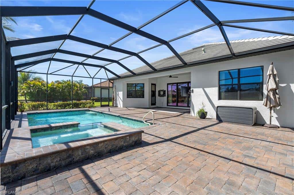2067 Antigua Ln, Naples, photo 31