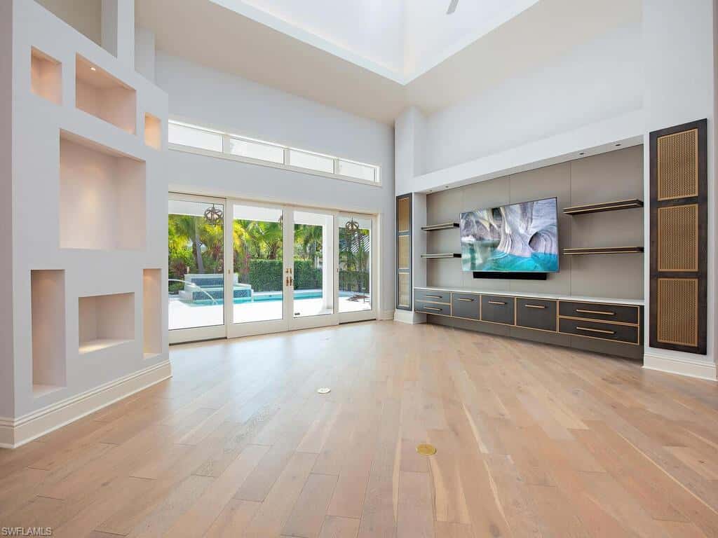 180 7th Ave, Naples, photo 5