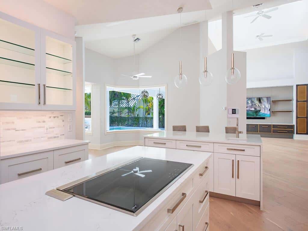 180 7th Ave, Naples, photo 9