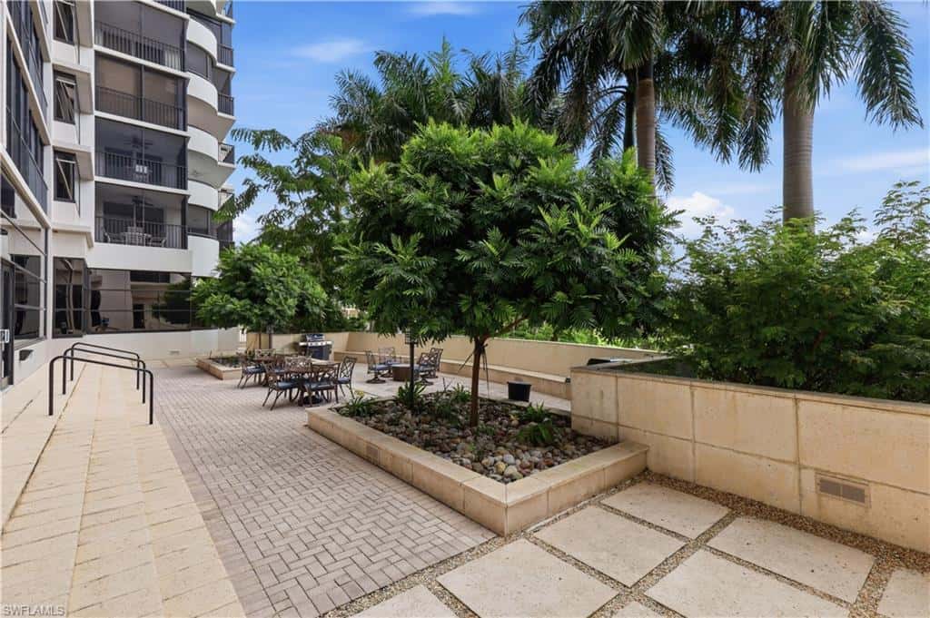 6825 Grenadier Blvd #1102, Naples, photo 37
